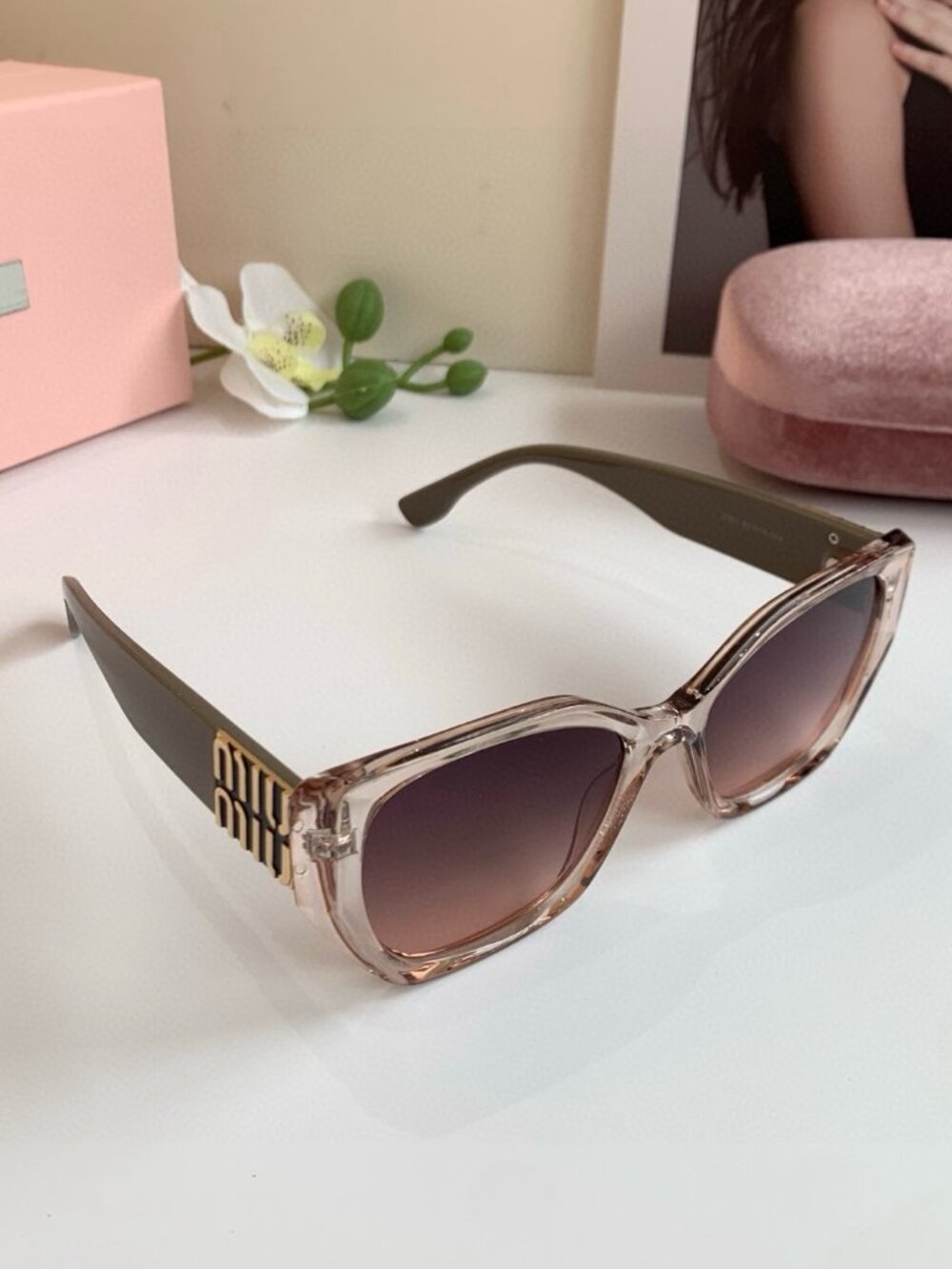 ✅NWT Authentic  MIU MIU Sunglasses